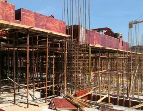 工程建筑模板厂家货源,酚醛胶镜面胶合板实用型