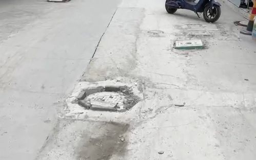扬尘大,路面脏,沪一市场改造做做停停一年多 商铺经营者除了叫苦,还能做些啥 腾讯新闻
